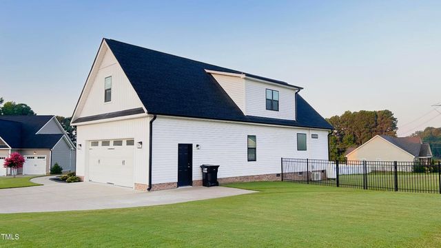 18 Pawnee Place, Willow Spring, NC 27592
