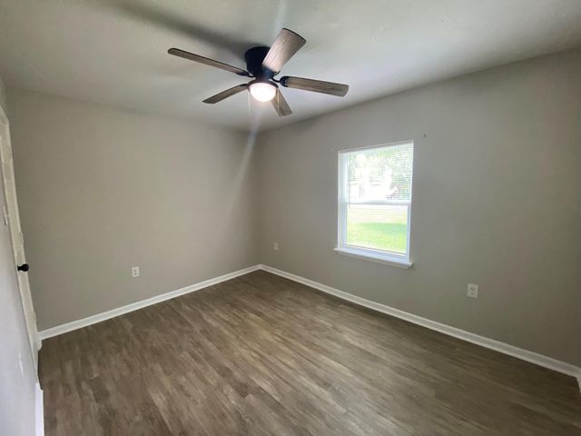 2016 Magnolia Drive, La Marque, TX 77568