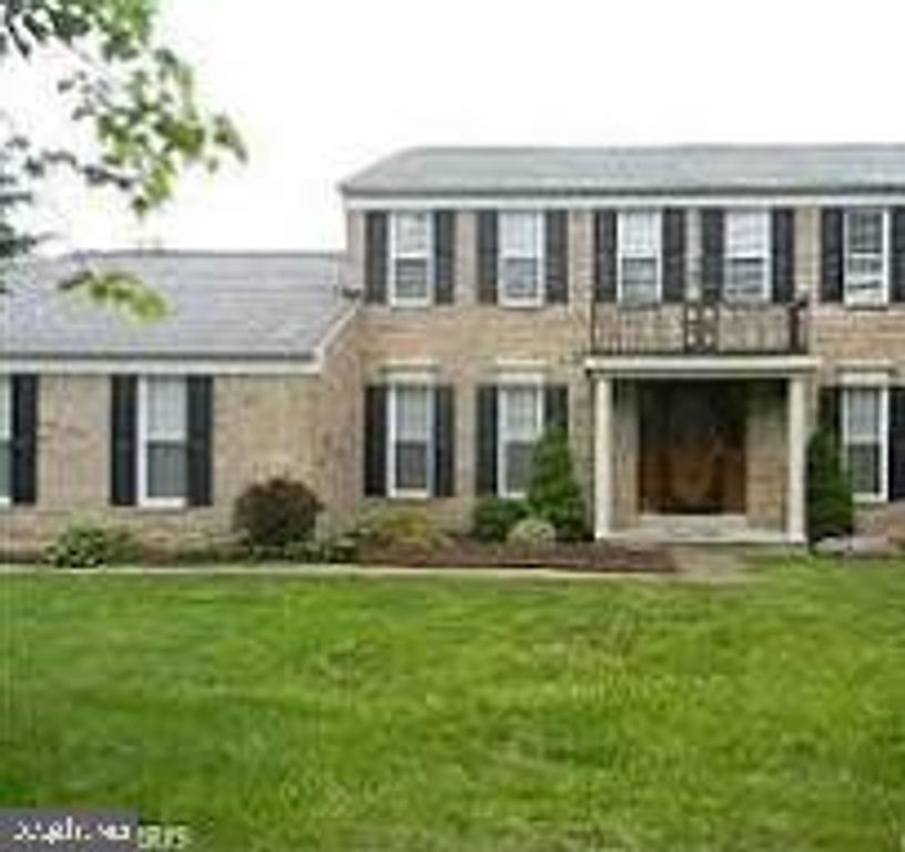 2525 GREEN PINE CT, Waldorf, MD 20601