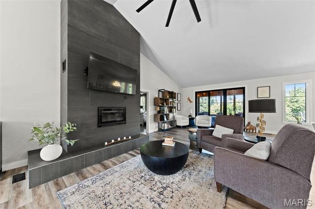 2091 Frene Creek Road, Hermann, MO 65041