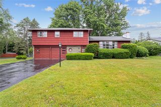214 Colony Park Drive, Salina, NY 13088