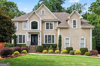1135 Jennifer Oaks Drive, Alpharetta, GA 30004