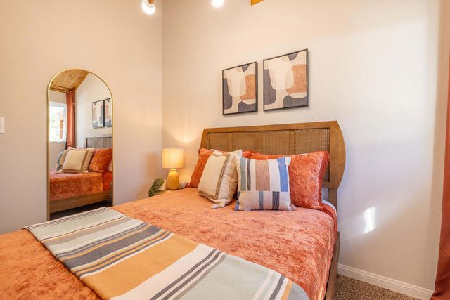 1126 Crags Lane, Fawnskin, CA 92333