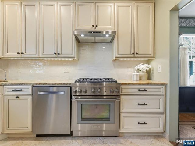 14 Evergreen Avenue, Bloomfield, NJ 07003