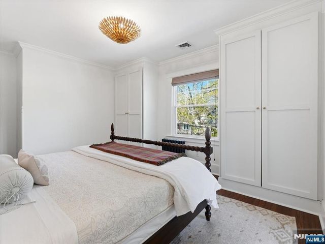 14 Evergreen Avenue, Bloomfield, NJ 07003