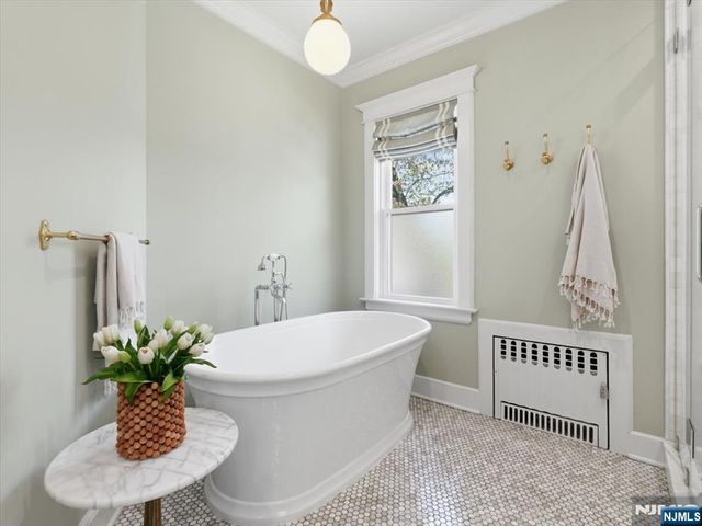 14 Evergreen Avenue, Bloomfield, NJ 07003