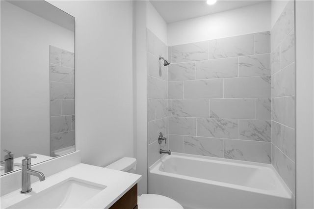 8 Unicoi Trail, Sharpsburg, GA 30277