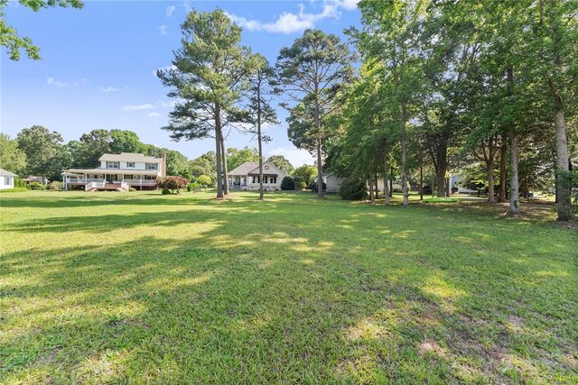101 Sandy Shores Drive, Townville, SC 29689