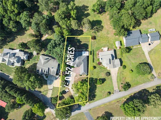 101 Sandy Shores Drive, Townville, SC 29689