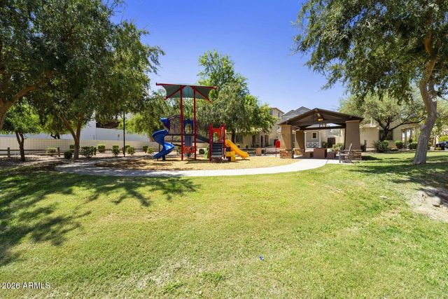 2855 S Key Biscayne Drive, Gilbert, AZ 85295