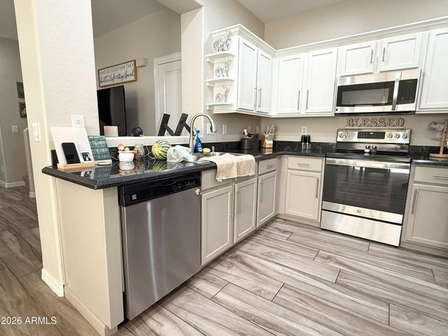 2855 S Key Biscayne Drive, Gilbert, AZ 85295