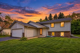 8026 173rd Street W, Lakeville, MN 55044