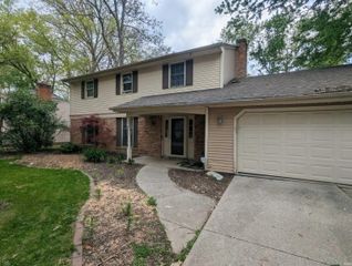 6427 Monarch Drive, Fort Wayne, IN 46815