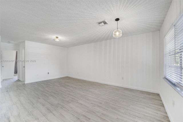 15391 S Dixie Hwy 61, Palmetto Bay, FL 33157