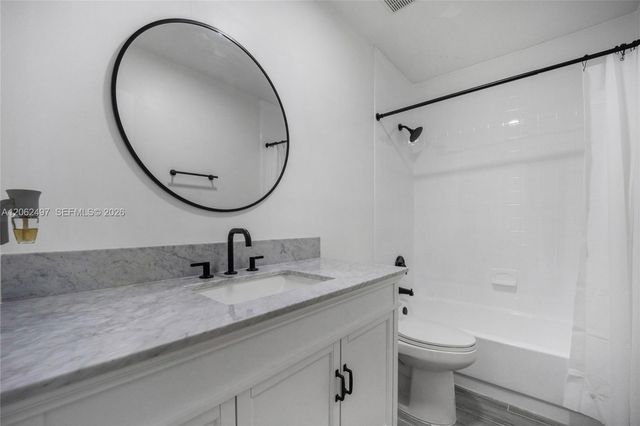 15391 S Dixie Hwy 61, Palmetto Bay, FL 33157