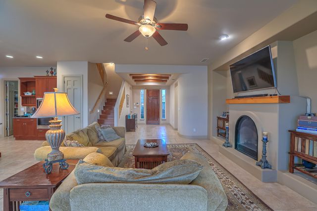 2305 Desert View Road NE, Rio Rancho, NM 87144