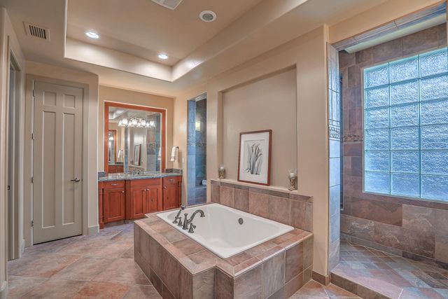2305 Desert View Road NE, Rio Rancho, NM 87144