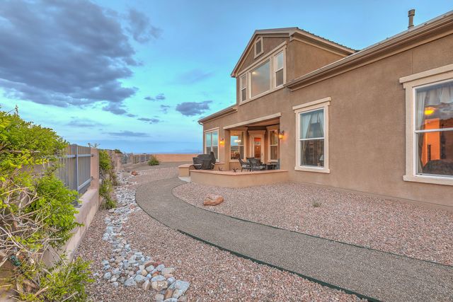 2305 Desert View Road NE, Rio Rancho, NM 87144