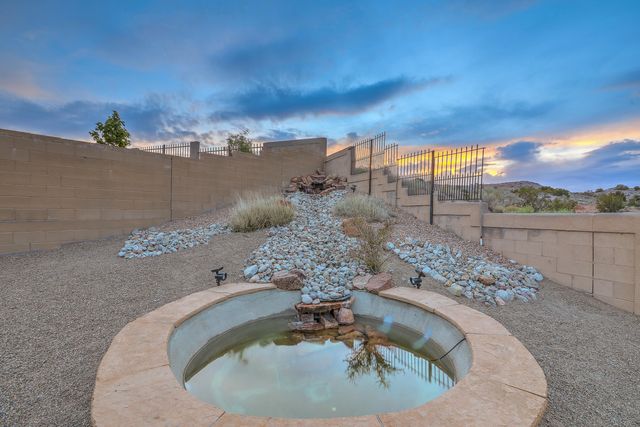 2305 Desert View Road NE, Rio Rancho, NM 87144