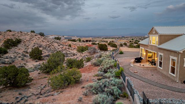 2305 Desert View Road NE, Rio Rancho, NM 87144