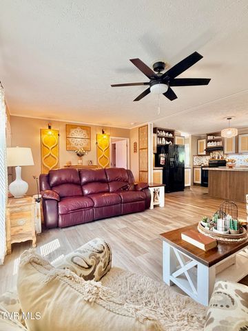 583 Dogwood Street, Weber City, VA 24290