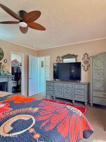 583 Dogwood Street, Weber City, VA 24290