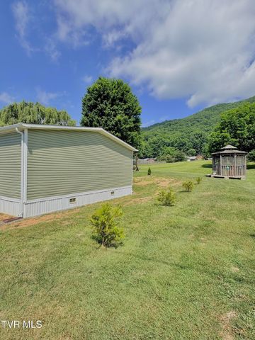 583 Dogwood Street, Weber City, VA 24290