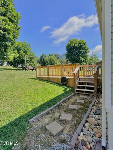 583 Dogwood Street, Weber City, VA 24290