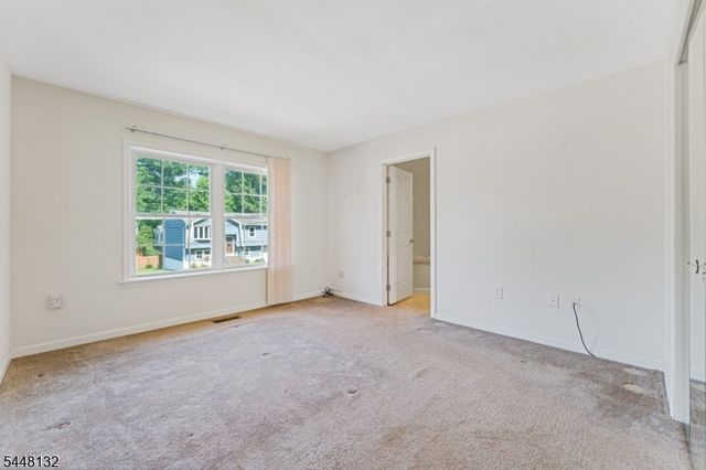313 Brown Trl, Hopatcong Boro, NJ 07843
