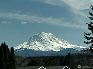 14306 Greenbelt Drive E, Bonney Lake, WA 98391