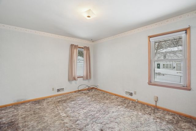 306 Division Street, Sauk Rapids, MN 56379