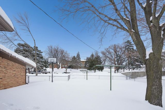 306 Division Street, Sauk Rapids, MN 56379