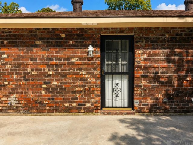 3336 Wyatt Dr, Darrow, LA 70725
