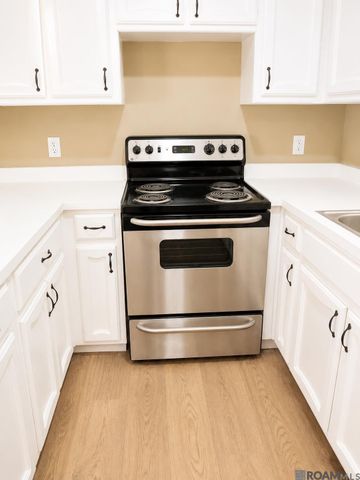3336 Wyatt Dr, Darrow, LA 70725