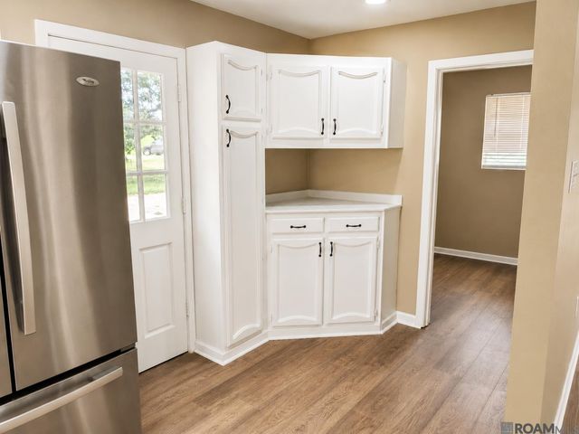 3336 Wyatt Dr, Darrow, LA 70725