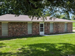 3336 Wyatt Dr, Darrow, LA 70725