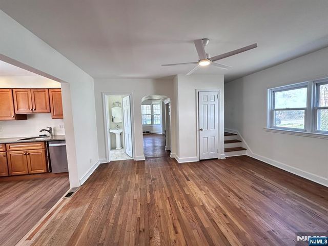 163 Passaic, Hawthorne, NJ 07506