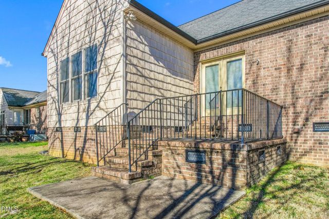 520 Grandview Drive, Graham, NC 27253