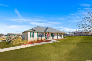 7914 Knowlton Rd, San Antonio, TX 78263