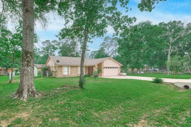 619 Pinewood Drive, Conroe, TX 77385
