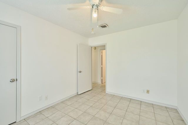619 Pinewood Drive, Conroe, TX 77385