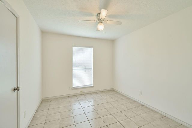 619 Pinewood Drive, Conroe, TX 77385