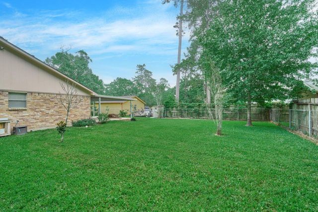 619 Pinewood Drive, Conroe, TX 77385