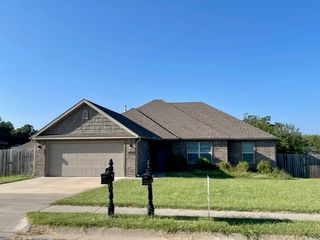 2170 Fields Drive, Pea Ridge, AR 72751
