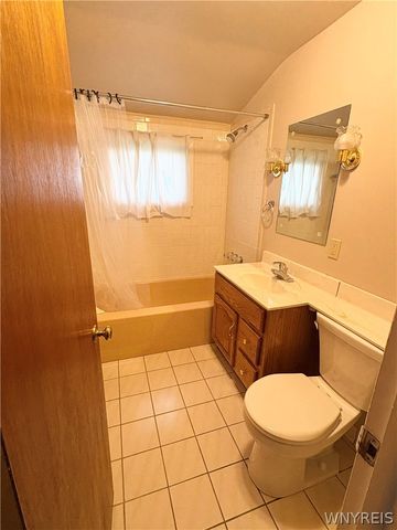 161 Margaret Road, Amherst, NY 14226