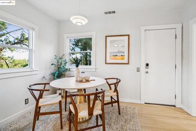 4539 Pampas Ave, Oakland, CA 94619