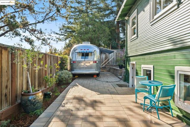 4539 Pampas Ave, Oakland, CA 94619