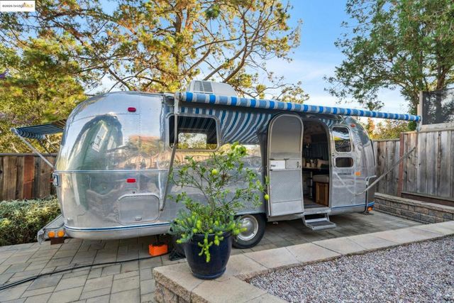 4539 Pampas Ave, Oakland, CA 94619