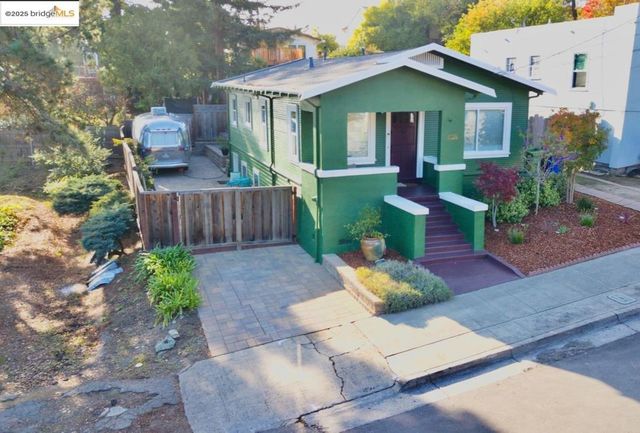 4539 Pampas Ave, Oakland, CA 94619