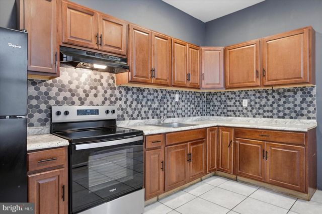 1831 E CAMBRIA ST, Philadelphia, PA 19134